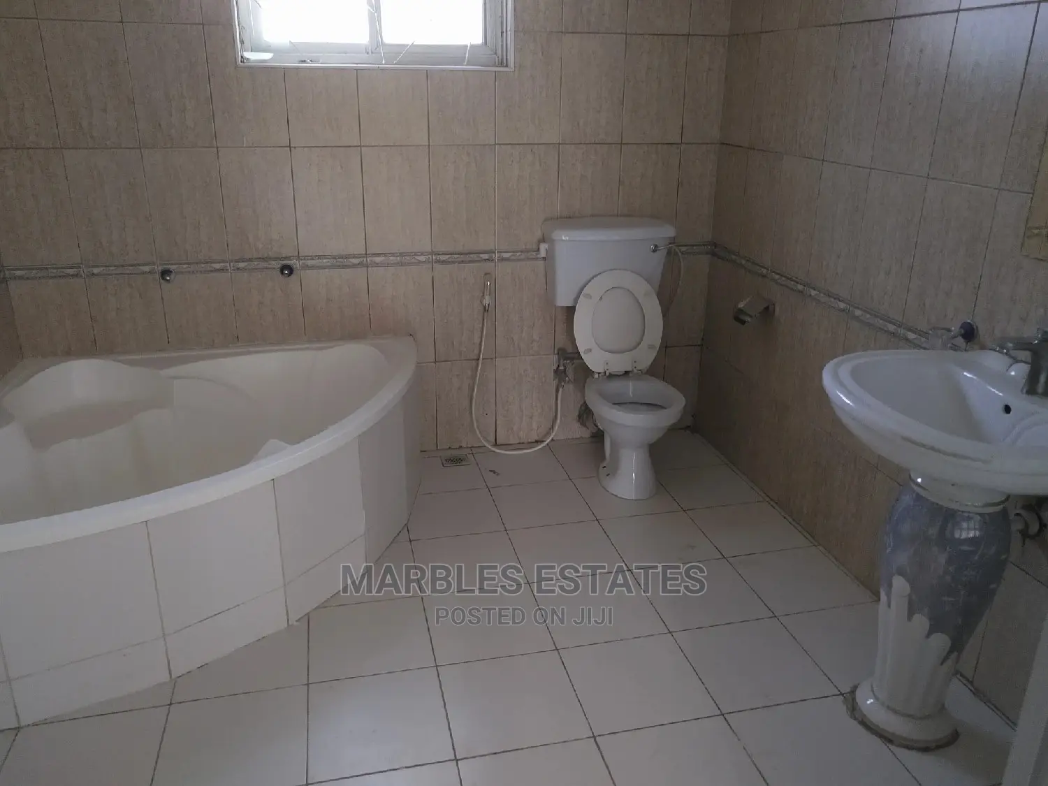 4bdrm Apartment in Naguru, Kampala for Rent