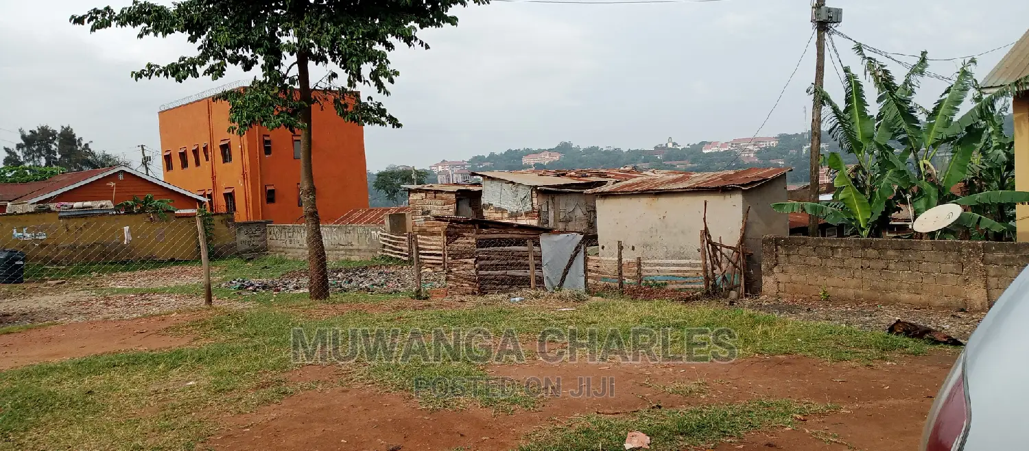 Plot Is for Sale in Mulago