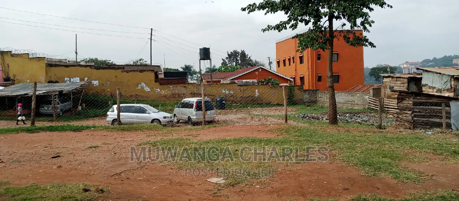 Plot Is for Sale in Mulago
