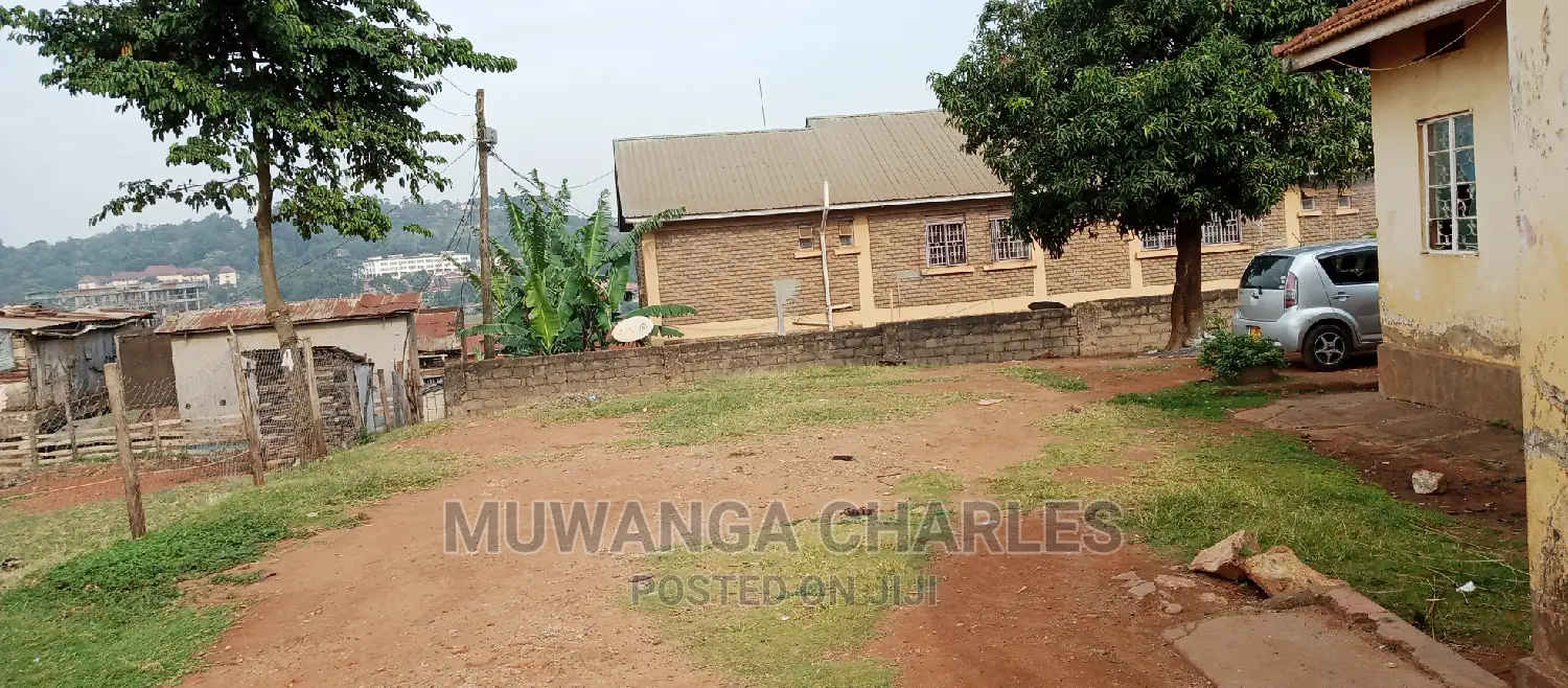 Plot Is for Sale in Mulago