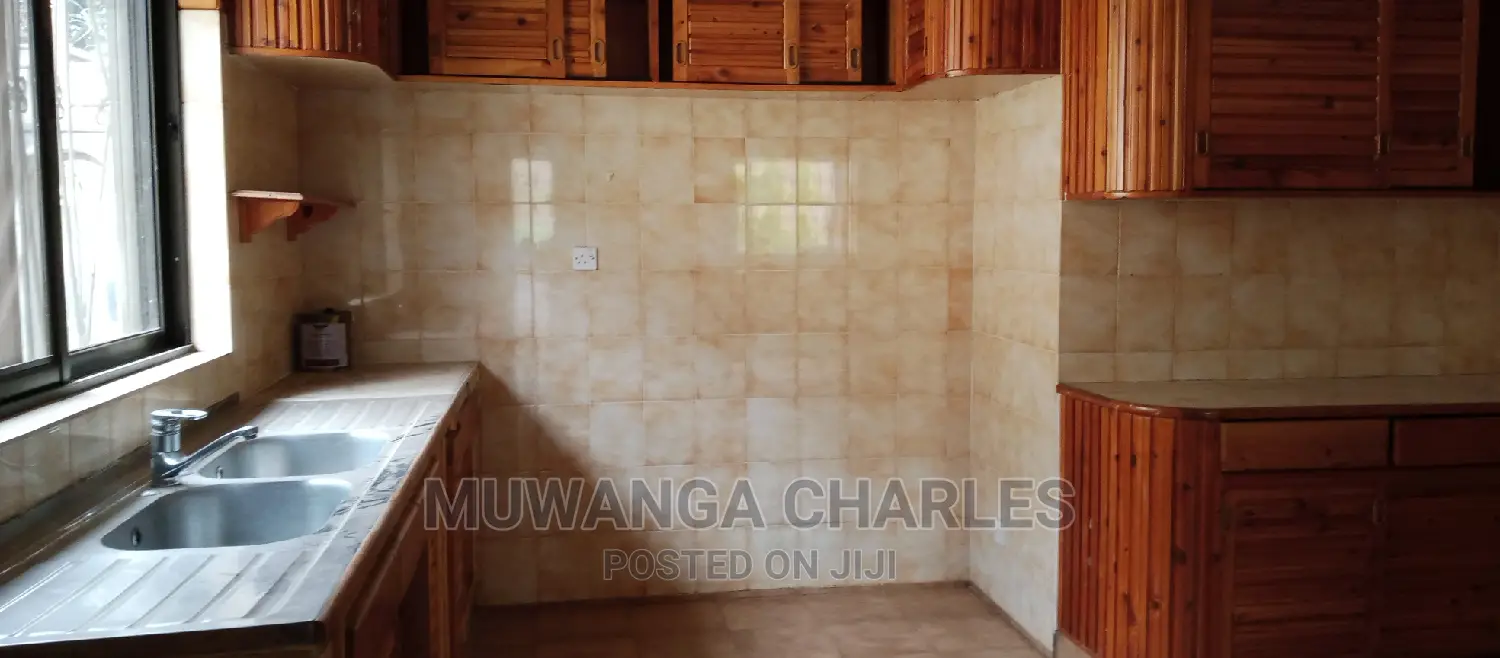 5bdrm House in Fs Properties Ltd, Kampala for Rent