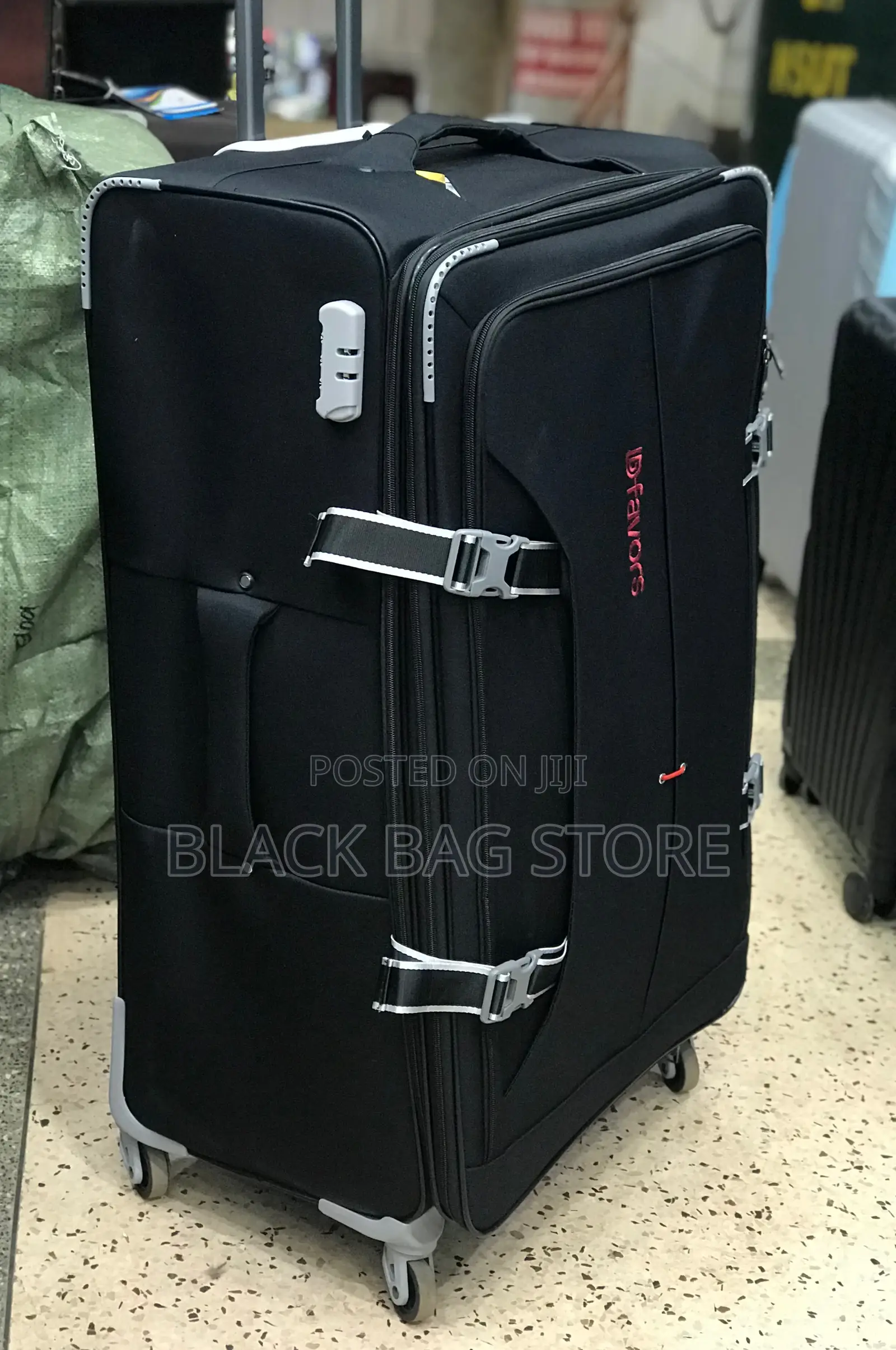Travel Suitcase - Large