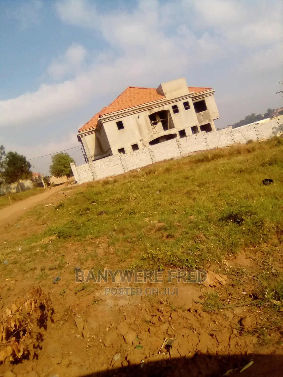 100/100plot for Sale in Nsasa Near the Mosque