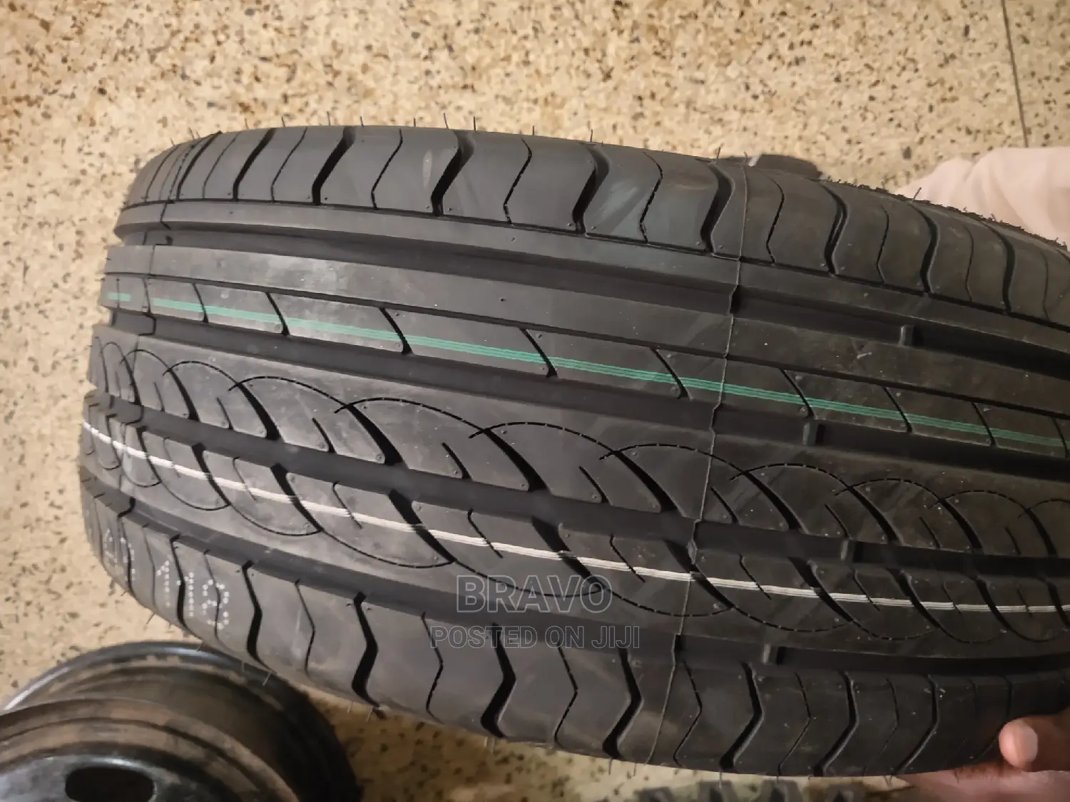 245/45r18 Ardent