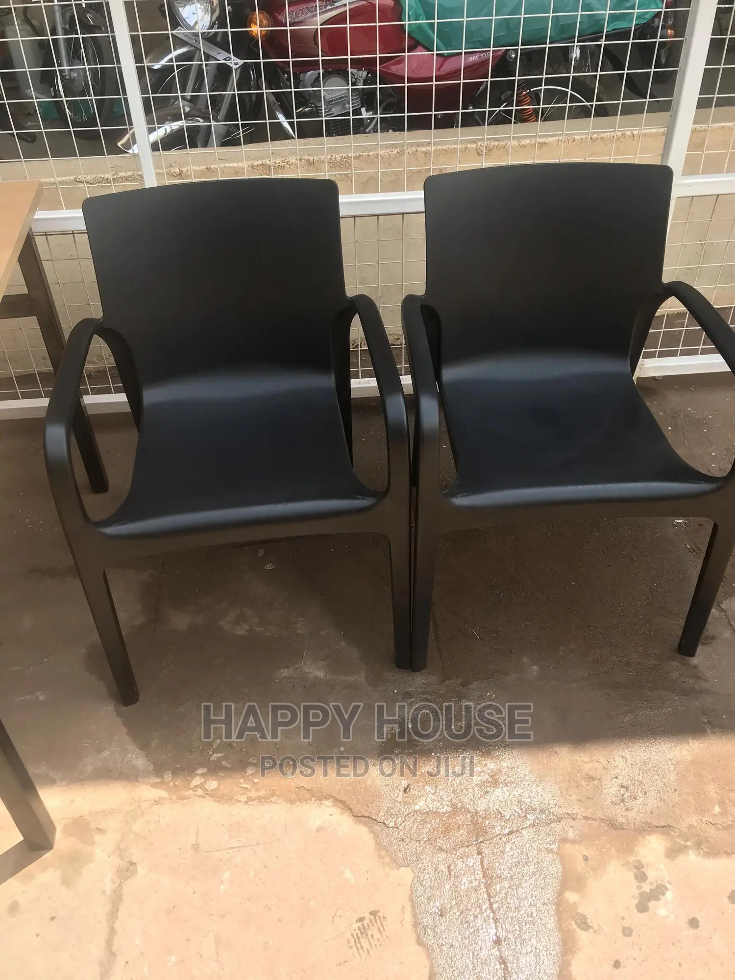 Heavy Duty Plastic Chairs
