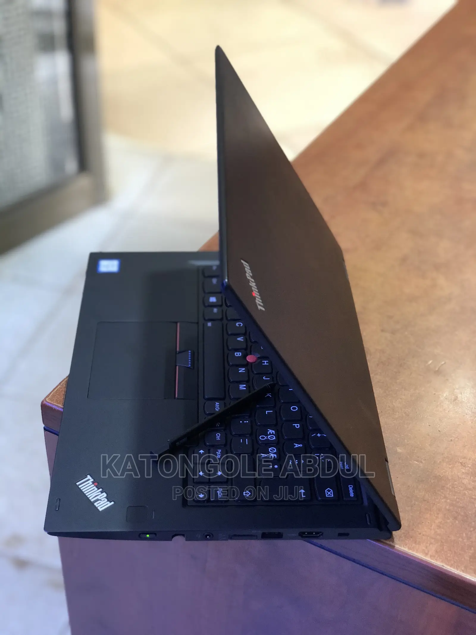 Laptop Lenovo ThinkPad Yoga 370 8GB Intel Core I5 SSD 256GB
