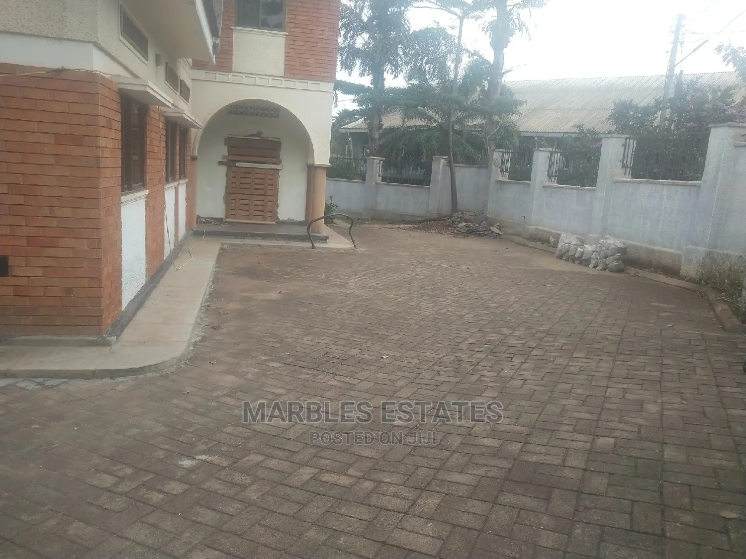 4bdrm Bungalow in Kololo, Kampala for Rent