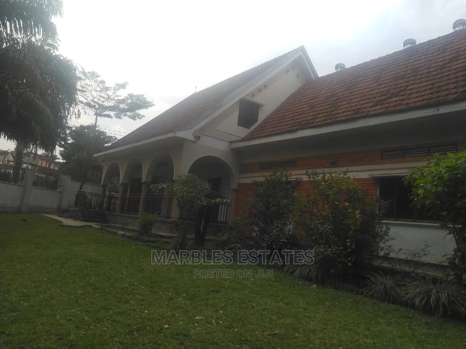 4bdrm Bungalow in Kololo, Kampala for Rent