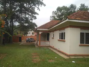4bdrm Bungalow in Kololo, Kampala for Rent
