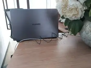New Laptop Huawei Matebook D 15 8GB Intel Core I3 SSD 256GB
