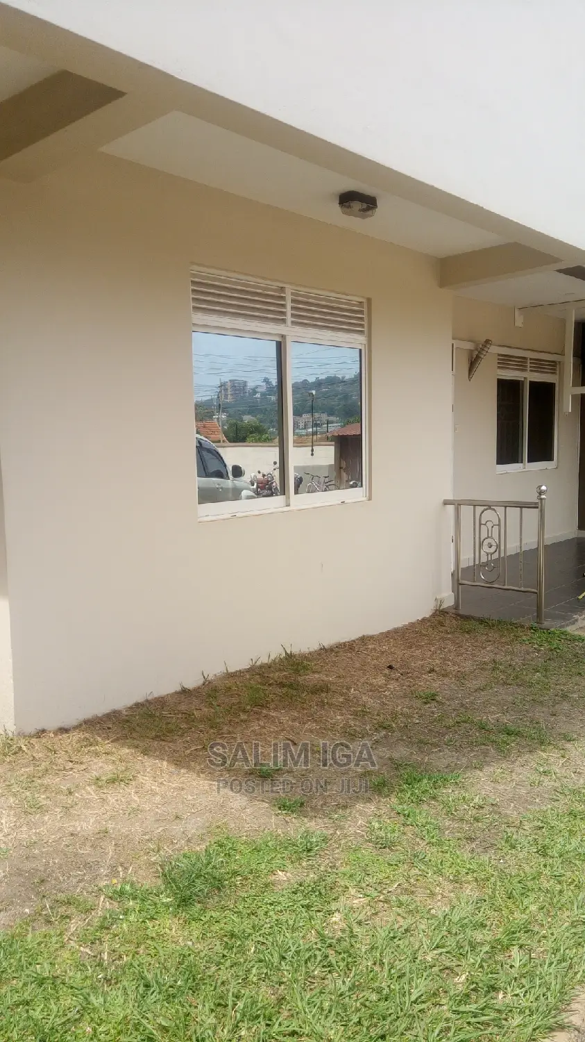 4bdrm Townhouse in Kololo Property, Kampala for Rent
