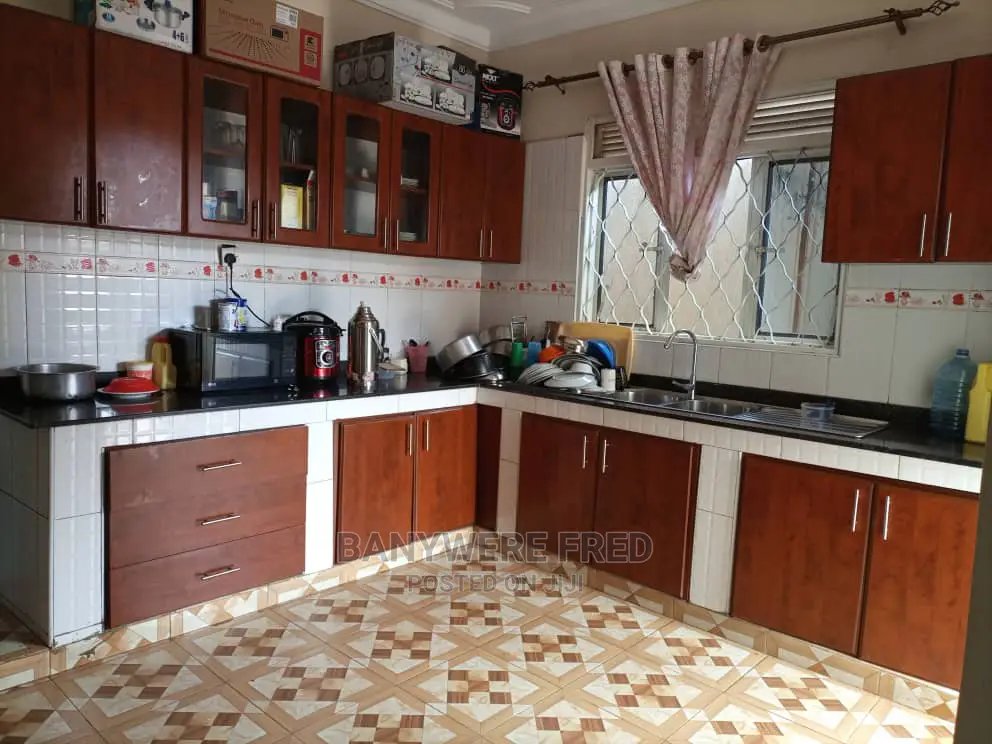 Furnished 4bdrm Bungalow in Mukono for Sale