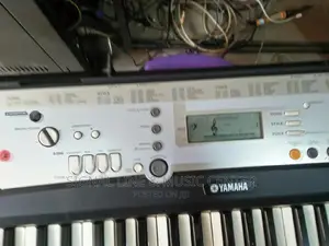 Yamaha PSR E203 Uk Used