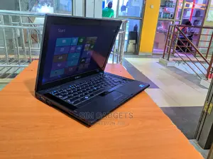 Photo - Laptop Dell Latitude XT2 2GB Intel Core 2 Duo HDD 160GB