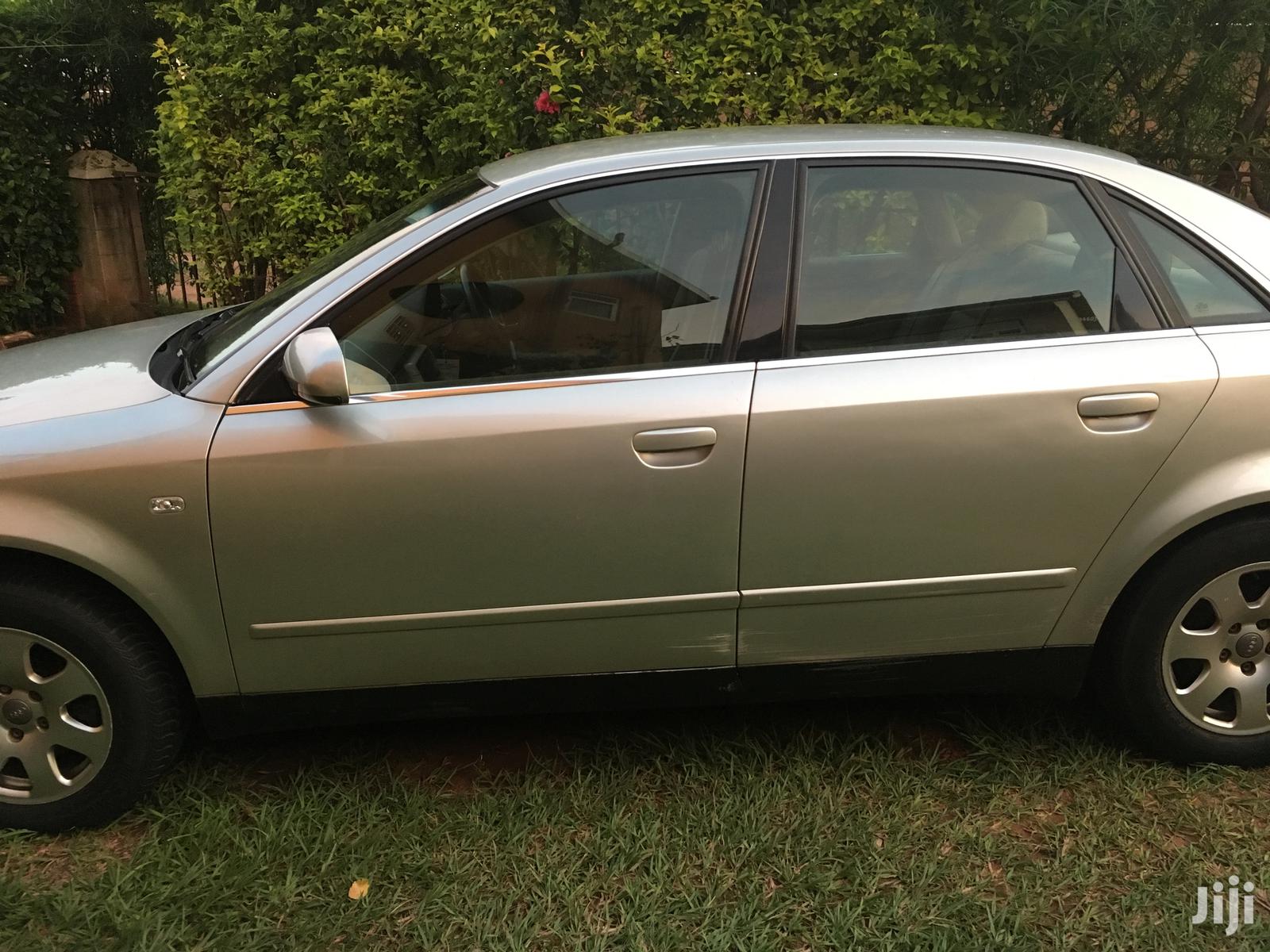 Audi A4 2.0 T FSI Multitronic 2004 Beige