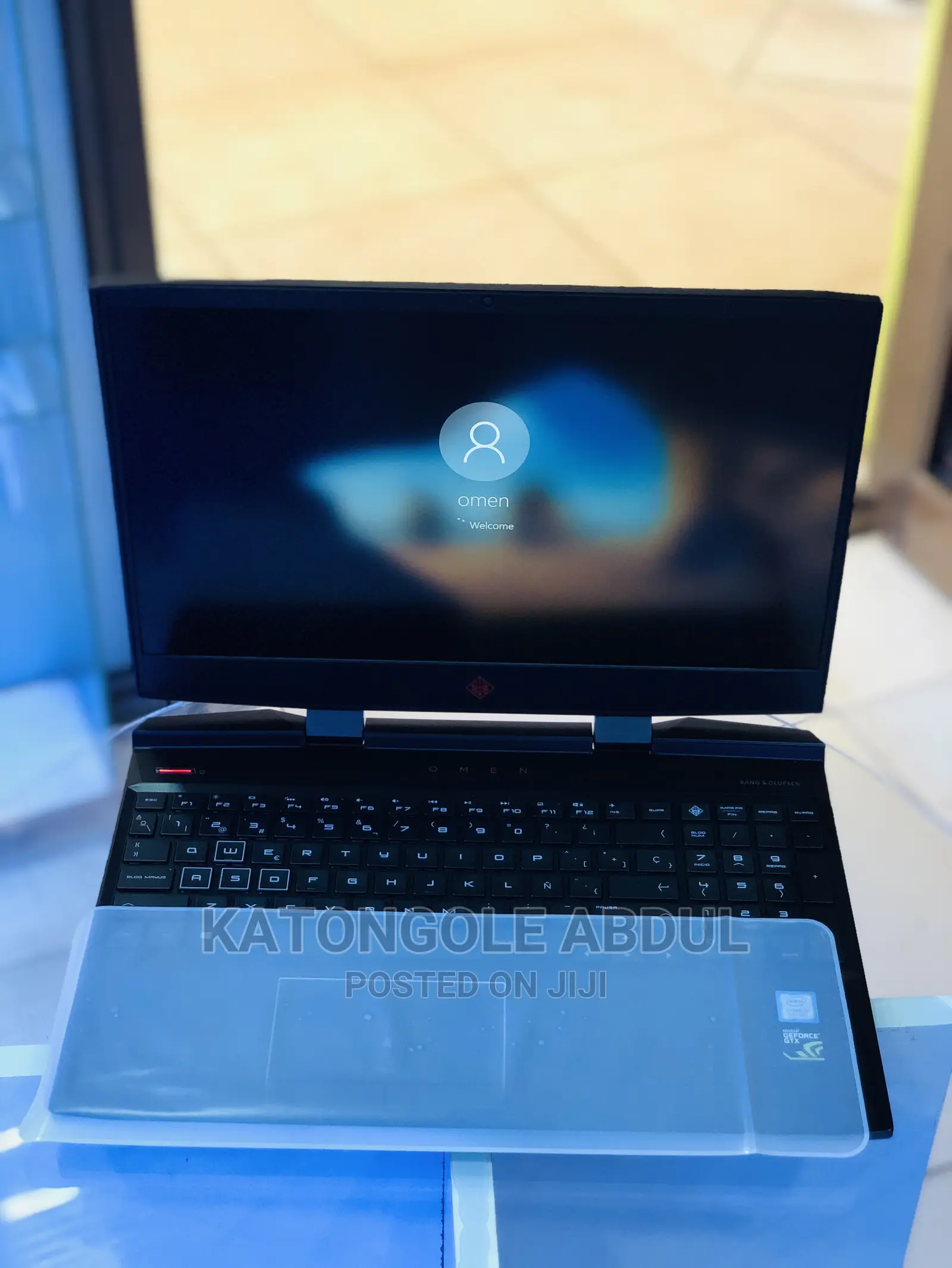 New Laptop HP Omen 15 16GB Intel Core I7 SSHD (Hybrid) 1T