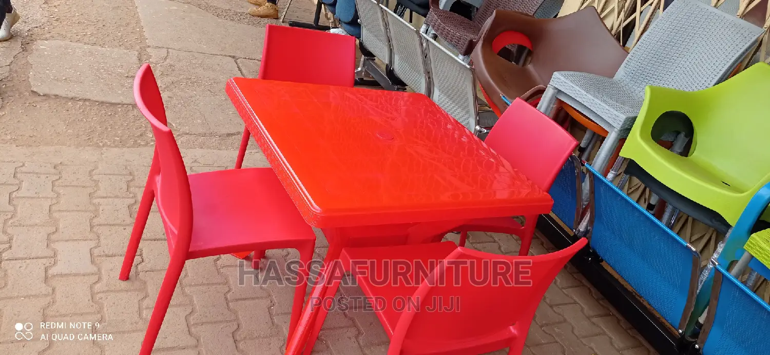 Restaurant Set 4seaters Brand New