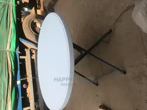 Round Foldable Table (Plastic)