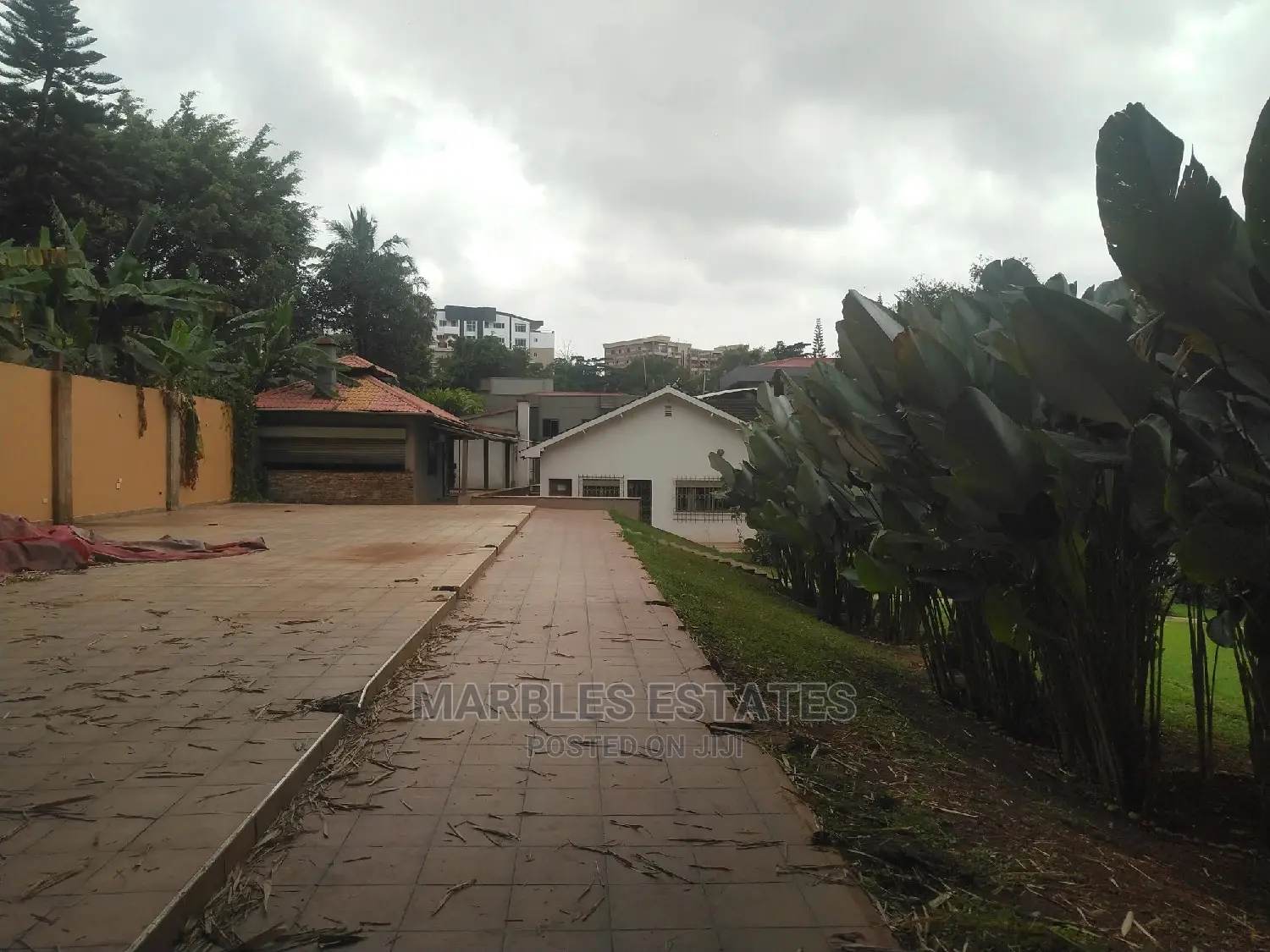 10bdrm House in Kololo, Kampala for Rent