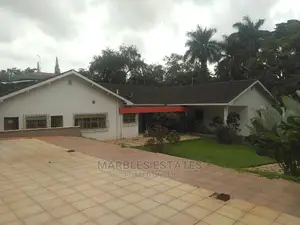 10bdrm House in Kololo, Kampala for Rent