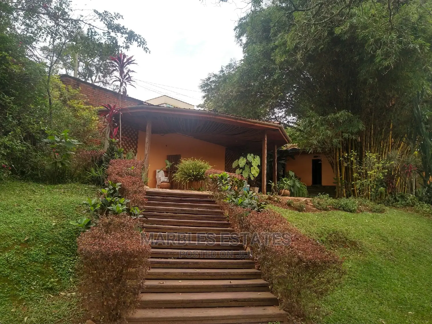 10bdrm House in Kololo, Kampala for Rent
