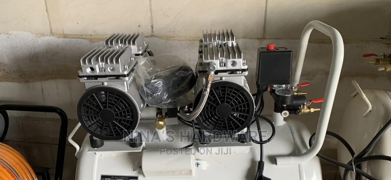 Oil Free Compressor/Silent Compressor / Dental Compressor