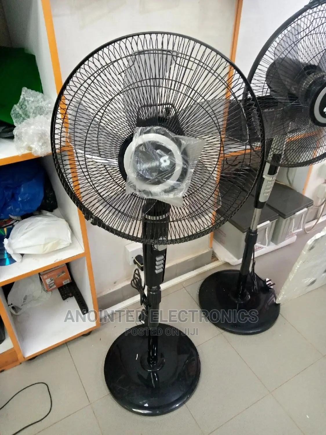 Stand Remote Fans Sayona