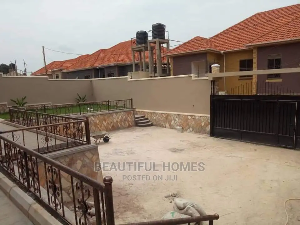 Furnished 6bdrm Mansion in Kiwatule, Kampala for Sale
