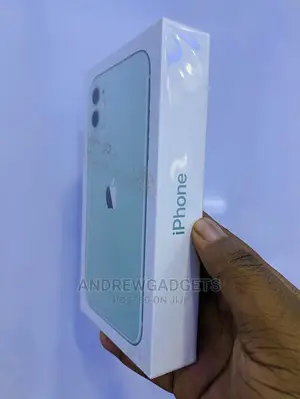 New Apple iPhone 11 128 GB Green