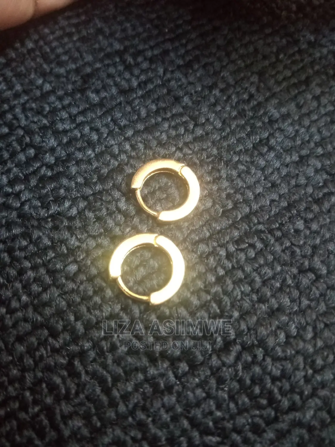 Unique Stainless 2pac Earpins