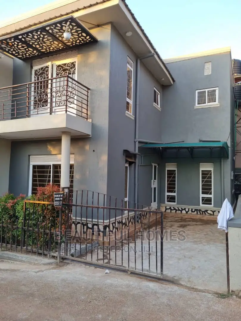 Furnished 4bdrm House in Kira Tarmack, Kampala for Sale