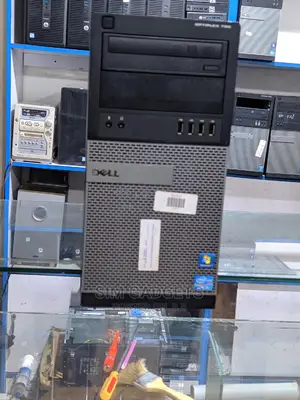 Desktop Computer Dell Inspiron One 2205 4GB Intel Core I3 HDD 500GB