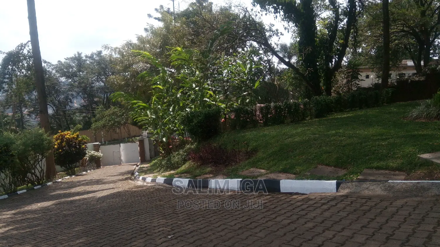 4bdrm Duplex in Kololo Property, Kampala for Rent