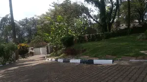 4bdrm Duplex in Kololo Property, Kampala for Rent