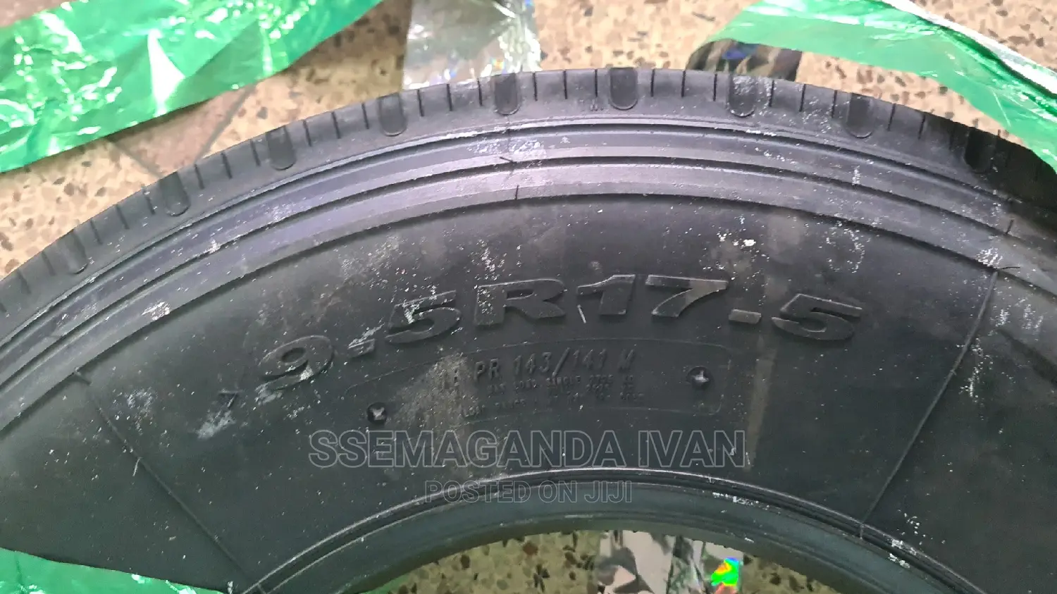 9.5r17.5 8pr Tire Front