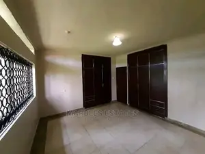 4bdrm Bungalow in Bugolobi, Kampala for Rent