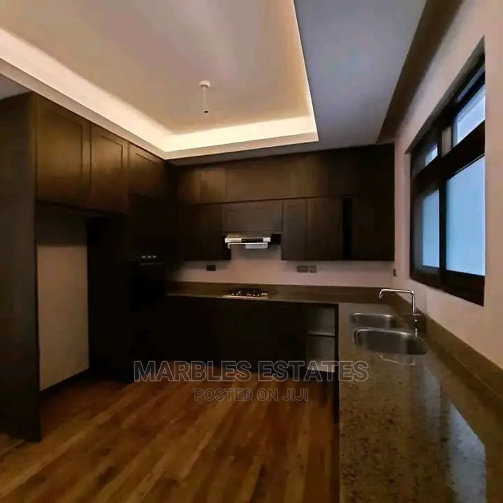 3bdrm Apartment in Kololo, Kampala for Sale