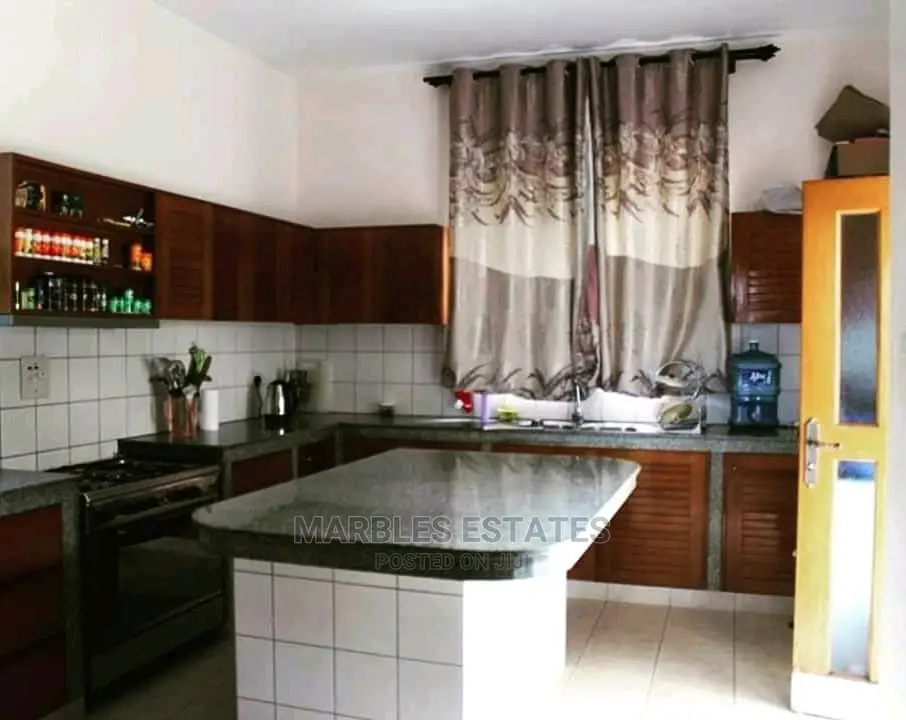 3bdrm Bungalow in Mbuya, Kampala for Sale