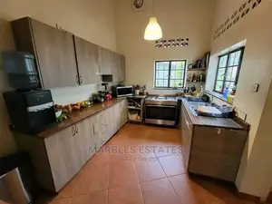 Furnished 4bdrm Bungalow in Mbuya, Kampala for Rent