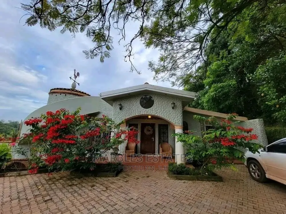 Furnished 4bdrm Bungalow in Mbuya, Kampala for Rent