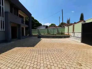 4bdrm Duplex in Munyonyo, Central Division for Sale