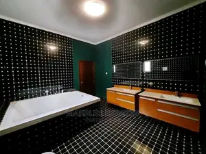7bdrm House in Bugolobi, Central Division for Rent