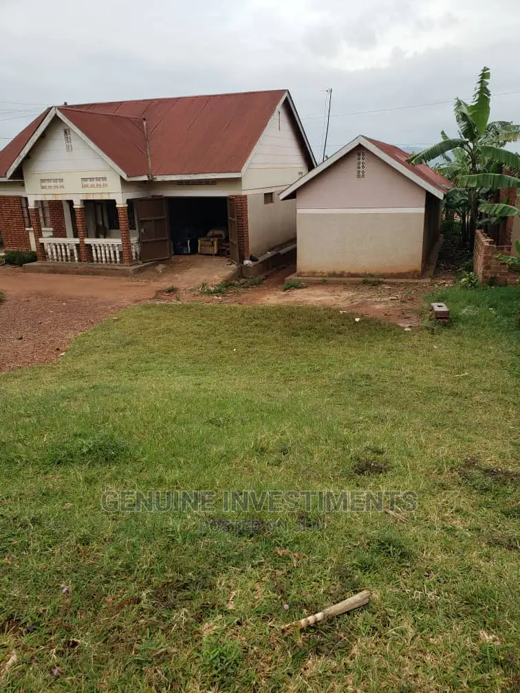 Land on Masaka Road