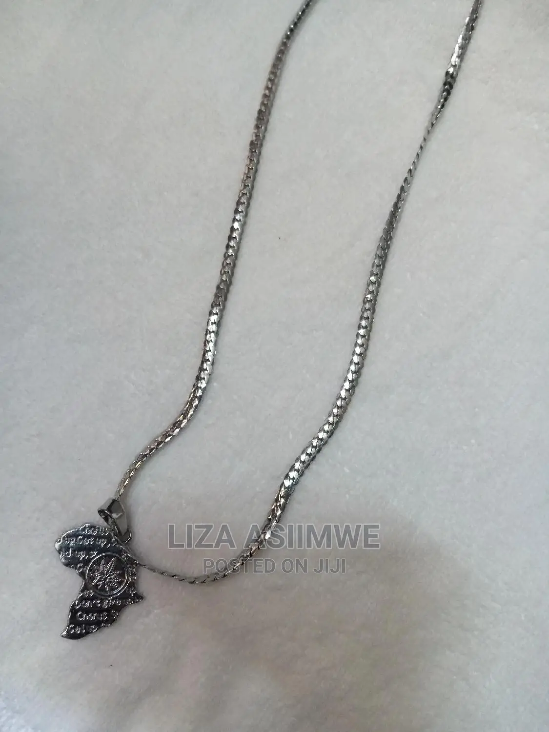 Quality and Unique Necklaces for Both the Men and Women