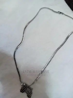 Quality and Unique Necklaces for Both the Men and Women