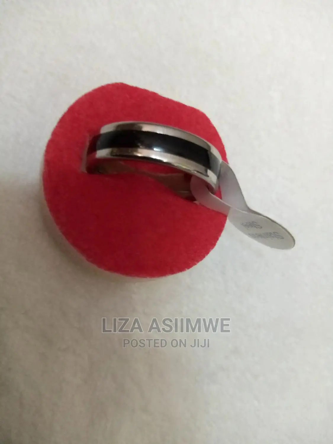 Adorable and Unique Rings