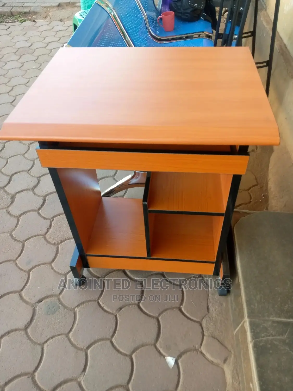 Cumputer Stand