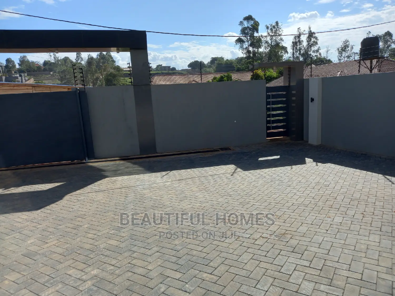 Furnished 2bdrm Apartment in Kisaasi, Kampala for Sale