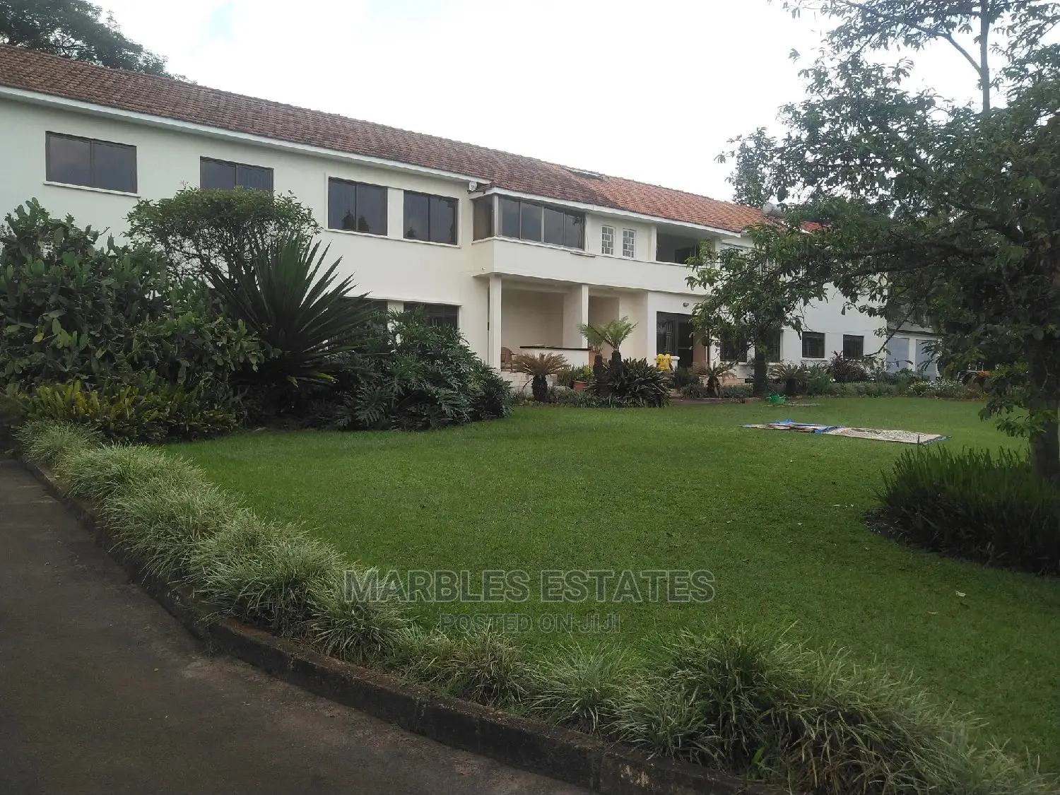 Furnished 3bdrm Apartment in Kololo, Central Division for Rent