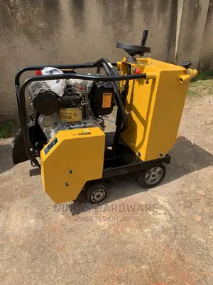 Diesel Concrete Cutter Machine/ Saw Machine